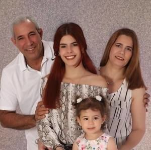 Meet your Posher, Eduardo